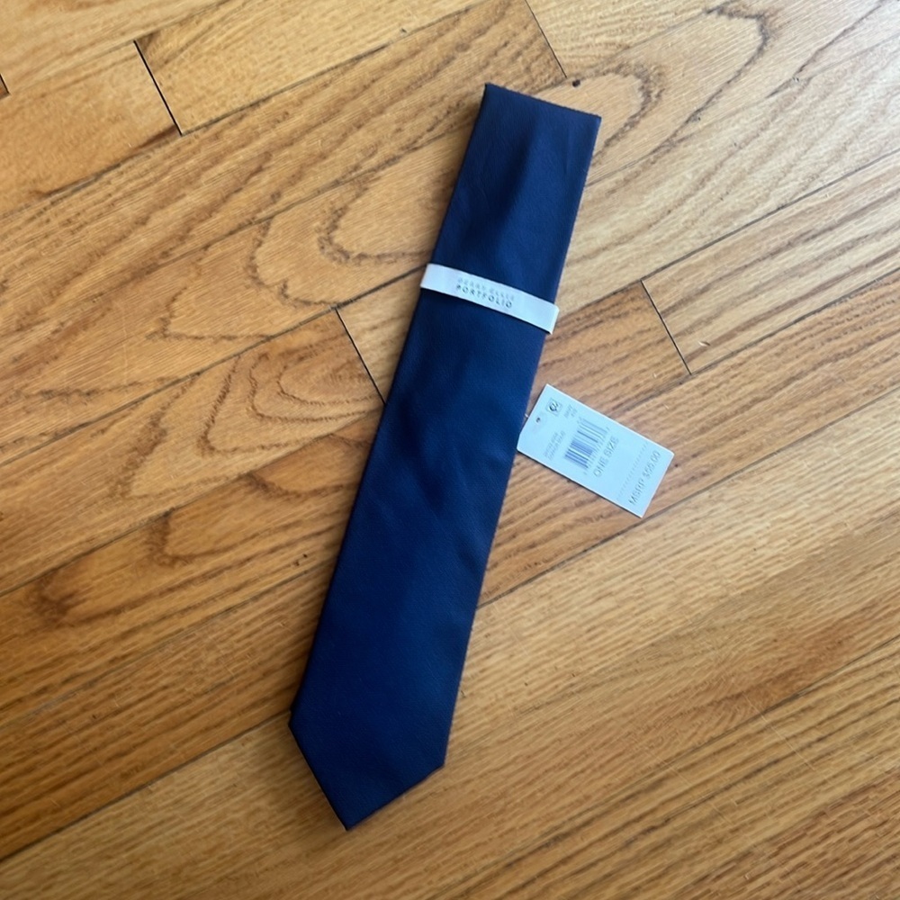 - Perry Ellis portfolio tie